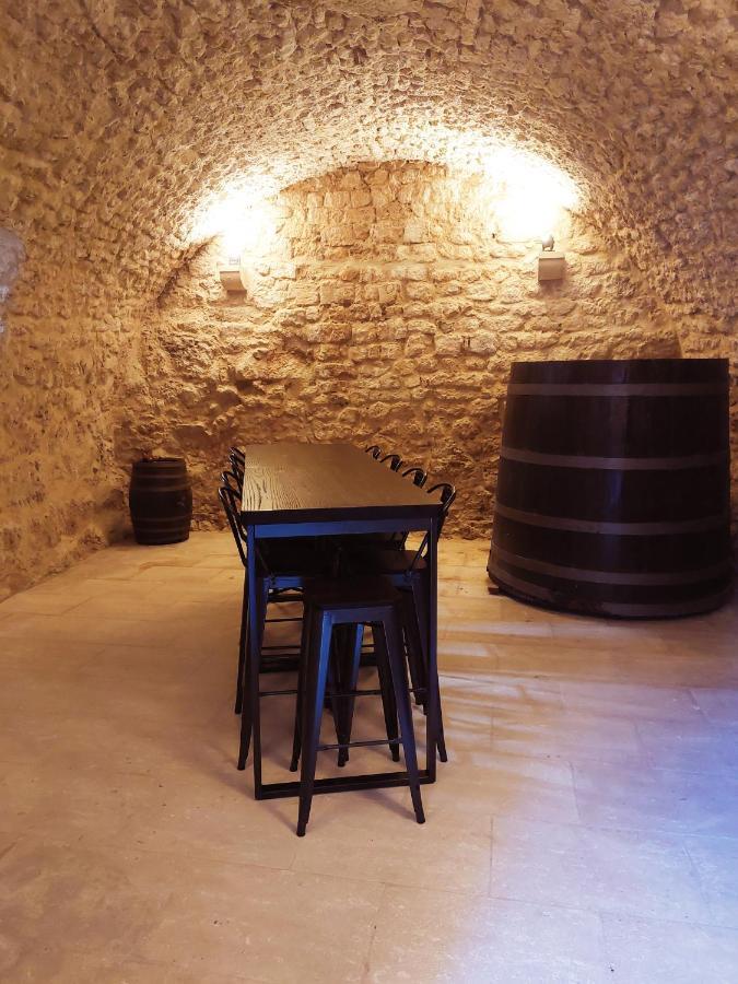 La Closerie D'Escalin Gite 12 Personnes Et Jacuzzi Ла-Гард-Адэмар Экстерьер фото