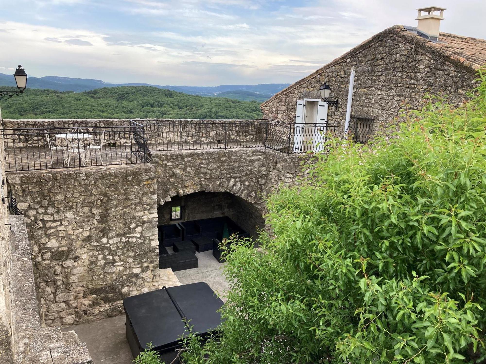 La Closerie D'Escalin Gite 12 Personnes Et Jacuzzi Ла-Гард-Адэмар Экстерьер фото